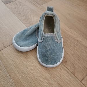 H&M | Denim slip on shoes